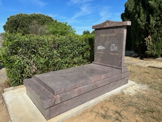 Granit Noir et Viscount White 